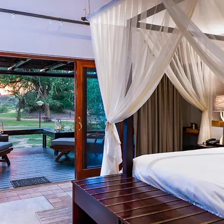 Inyati Game Lodge Sabi Sand Game Reserve Exterior photo