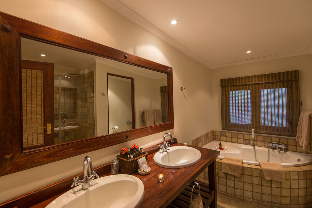 Lodge Inyati Game Sabi Sand Game Reserve