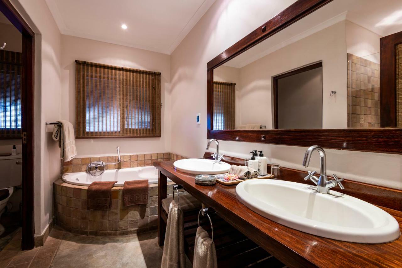 Lodge Inyati Game Sabi Sand Game Reserve